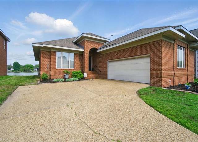 Property at 20 Brough Ln, Hampton, VA 23669, 3 beds, 2.5 baths