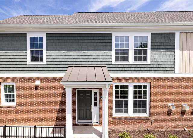 Property at 1007 Robinson Rd Unit 4C, Suffolk, VA 23434, 3 beds, 2.5 baths