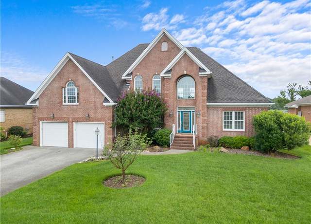 Property at 1938 Lancing Crest Ln, Chesapeake, VA 23323, 4 beds, 3.5 baths