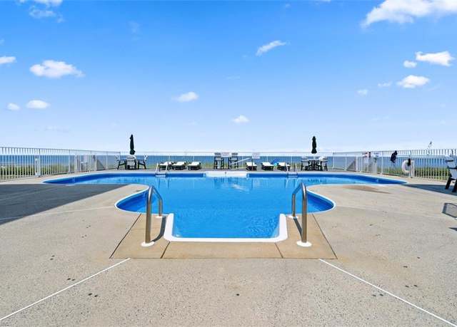 Property at 2421 Ocean Shore Cres #402, Virginia Beach, VA 23451, 3 beds, 2.5 baths