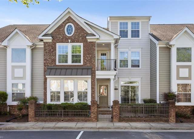 Property at 8120 Lee Hall Ave, Suffolk, VA 23435, 4 beds, 2.5 baths