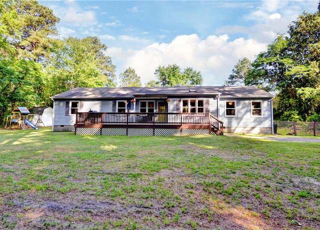 Property at 3076 Browns Bay Rd, Hayes, VA 23072, 3 beds, 2 baths
