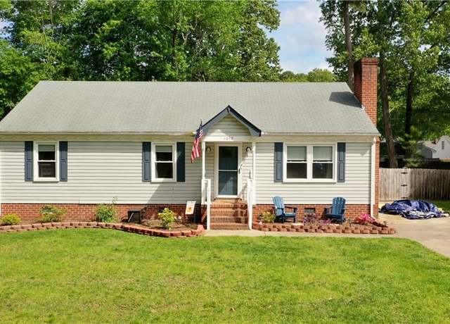 Property at 1019 Chattanooga St, Chesapeake, VA 23322, 3 beds, 2 baths
