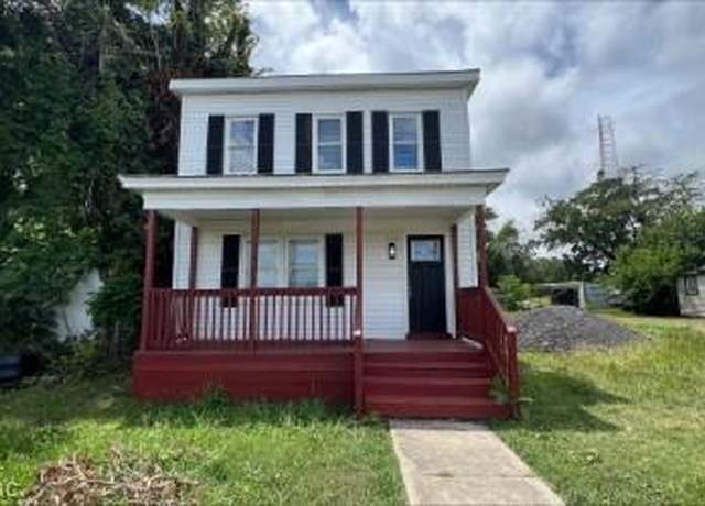 Property at 660 Virginia Ave, Portsmouth, VA 23707, 3 beds, 2.5 baths