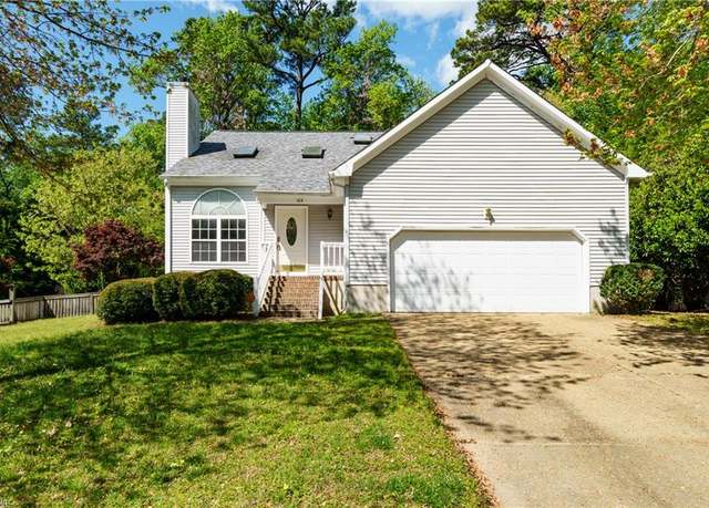 Property at 213 Amesbury Ln, Newport News, VA 23606, 3 beds, 2.5 baths