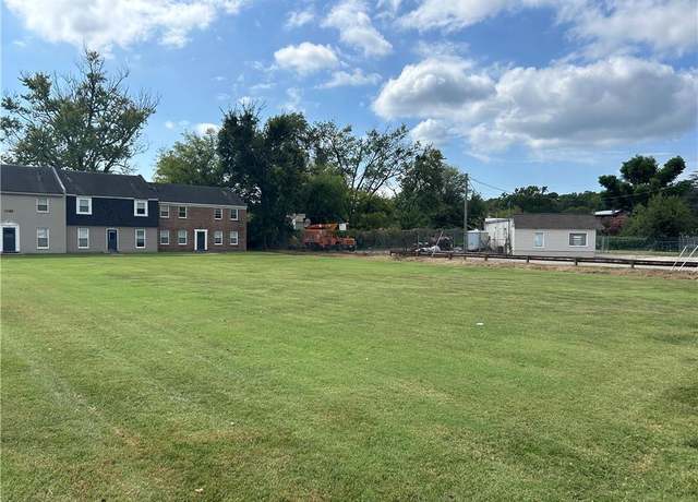 Property at 14375 Old Courthouse Way, Newport News, VA 23608