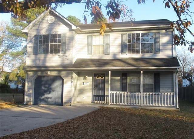 Property at 1422 W 37th St, Norfolk, VA 23508, 4 beds, 2.5 baths