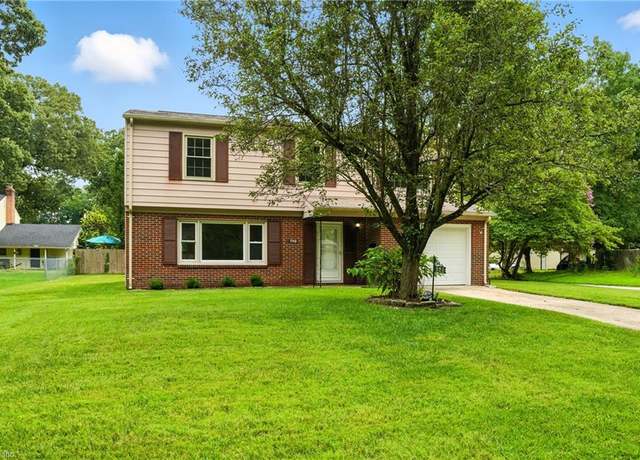 Property at 500 Royal Palm Dr, Virginia Beach, VA 23452, 4 beds, 2.5 baths