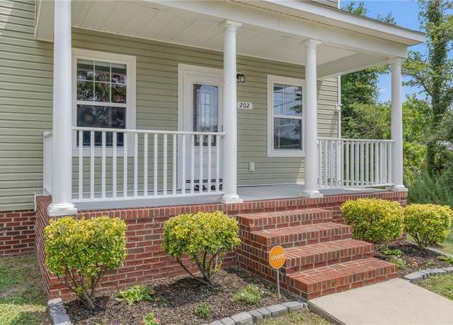 Property at 202 Patrick St, Norfolk, VA 23523, 3 beds, 2.5 baths