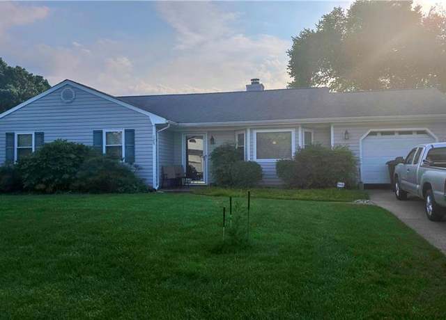 Property at 125 Palace Green Blvd, Virginia Beach, VA 23452, 3 beds, 2 baths