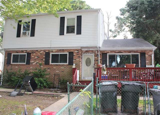 Property at 12 Kingslee Ln, Hampton, VA 23669, 4 beds, 2.5 baths