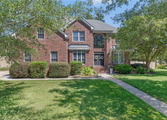 Property at 2400 Sabina Way, Virginia Beach, VA 23456, 6 beds, 3.5 baths