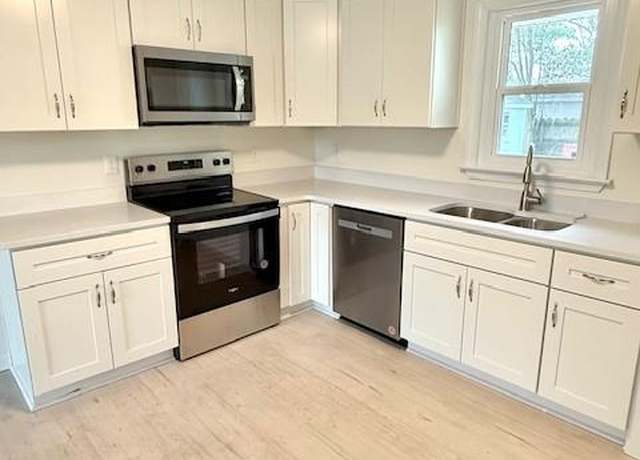 Property at 291 Fair Meadows Rd, Virginia Beach, VA 23462, 4 beds, 2 baths
