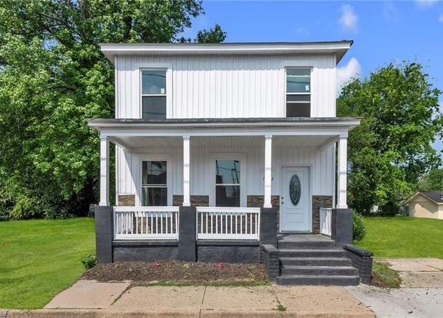 Property at 1612 Effingham St, Portsmouth, VA 23704, 4 beds, 2.5 baths