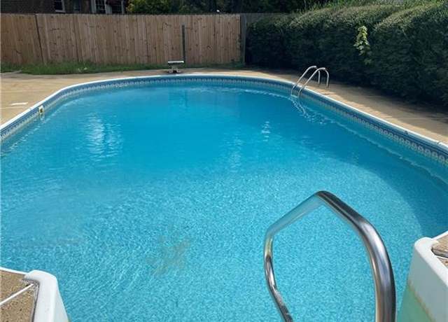 Property at 115 Myers Rd, Yorktown, VA 23693, 3 beds, 2 baths