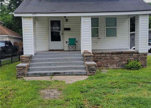 Property at 2103 Elm Ave, Portsmouth, VA 23703, 4 beds, 2.5 baths