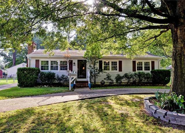 Property at 430 Lucas Creek Rd, Newport News, VA 23602, 3 beds, 2 baths