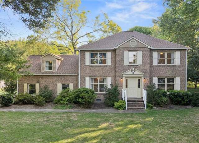 Property at 40 Valmoore Dr, Poquoson, VA 23662, 4 beds, 2.5 baths