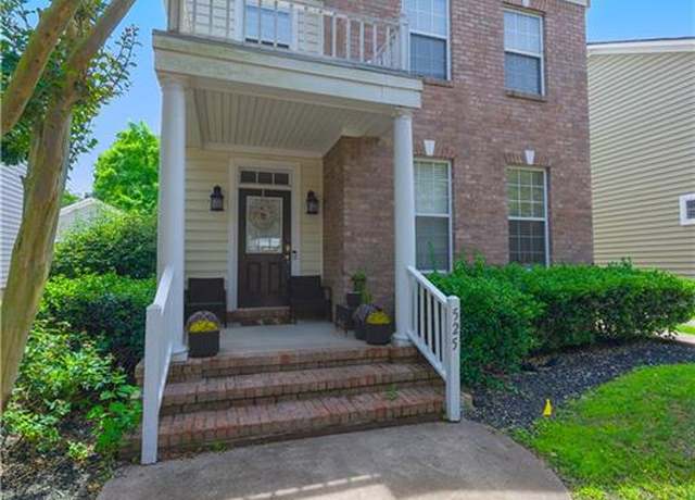 Property at 525 Normandy St, Portsmouth, VA 23701, 4 beds, 2.5 baths