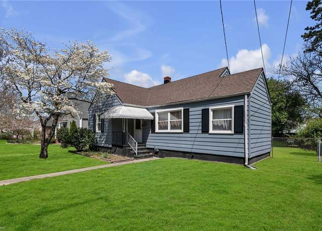 Property at 1612 Broadfield Rd, Norfolk, VA 23503, 2 beds, 1.5 baths