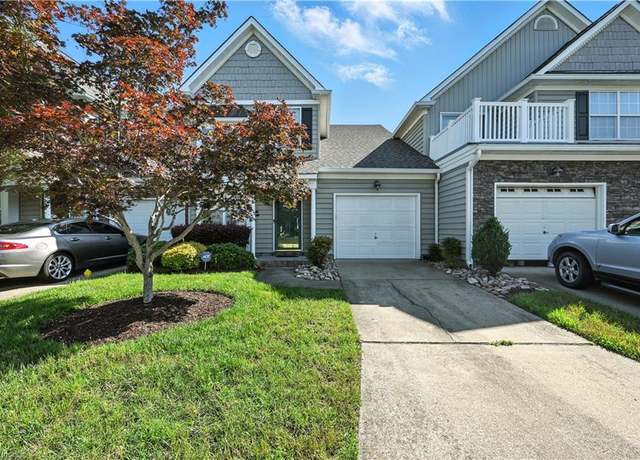 Property at 203 Sawgrass Lane Ln, Portsmouth, VA 23703, 3 beds, 3 baths