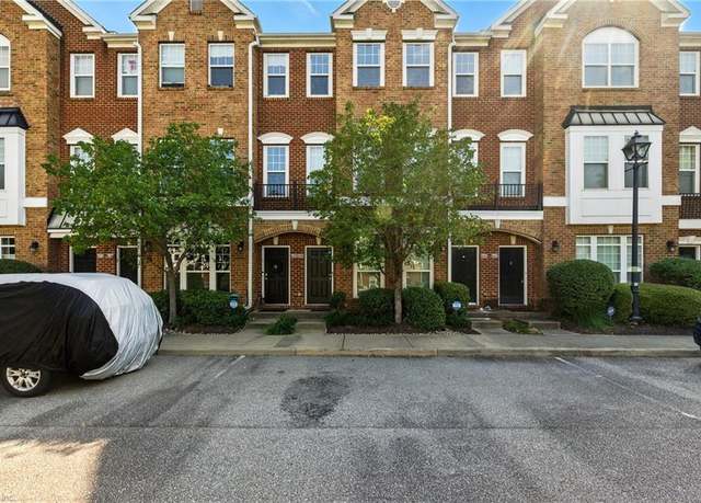 Property at 646 Claire Ln, Newport News, VA 23602, 2 beds, 2.5 baths