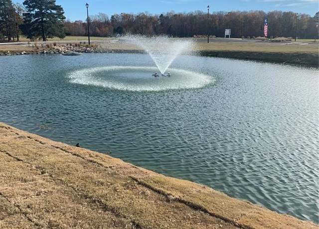 Property at 1007 Robinson Rd Unit 4D, Suffolk, VA 23434, 3 beds, 2.5 baths