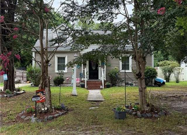 Property at 2705 Verell St, Hampton, VA 23661, 3 beds, 2 baths