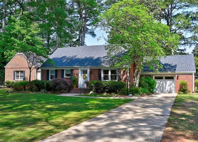 Property at 132 Old Dr, Chesapeake, VA 23322, 4 beds, 3 baths