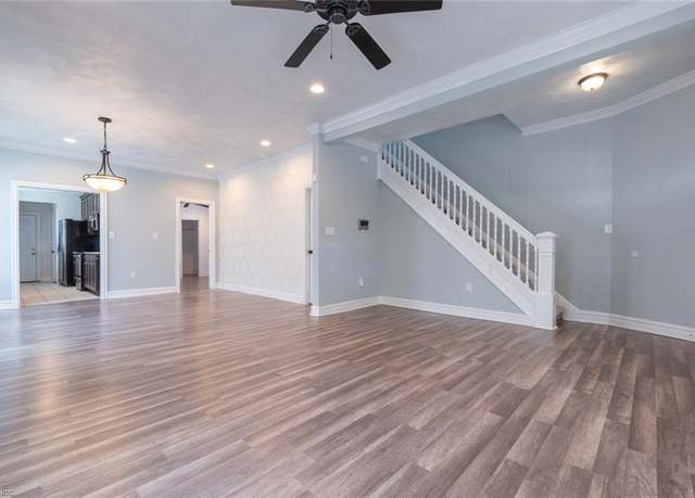 Property at 204 Armstrong St, Portsmouth, VA 23704, 3 beds, 2.5 baths