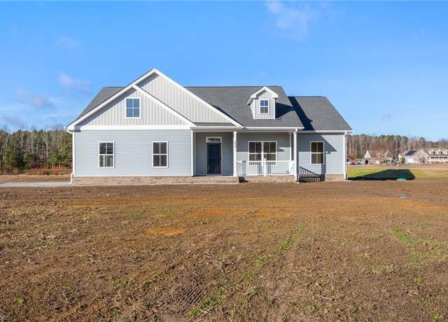 Property at 231 Longstreet Ln, Suffolk, VA 23434, 4 beds, 3 baths