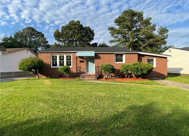 Property at 708 Potter Rd, Chesapeake, VA 23320, 4 beds, 2 baths