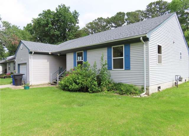 Property at 25 Baywood Ln, Portsmouth, VA 23701, 3 beds, 2 baths