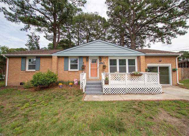 Property at 4953 Wycliff Rd, Portsmouth, VA 23703, 4 beds, 2 baths