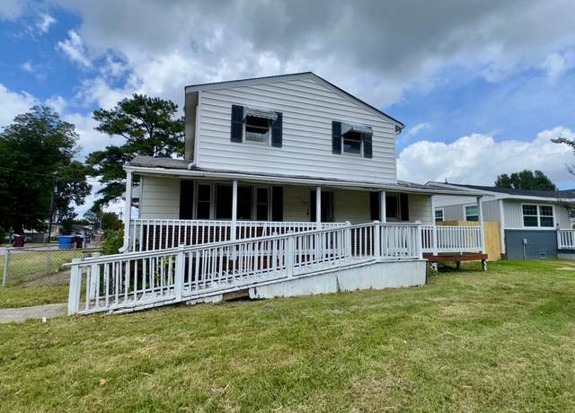 Property at 2144 Campostella Rd, Chesapeake, VA 23324, 5 beds, 2 baths