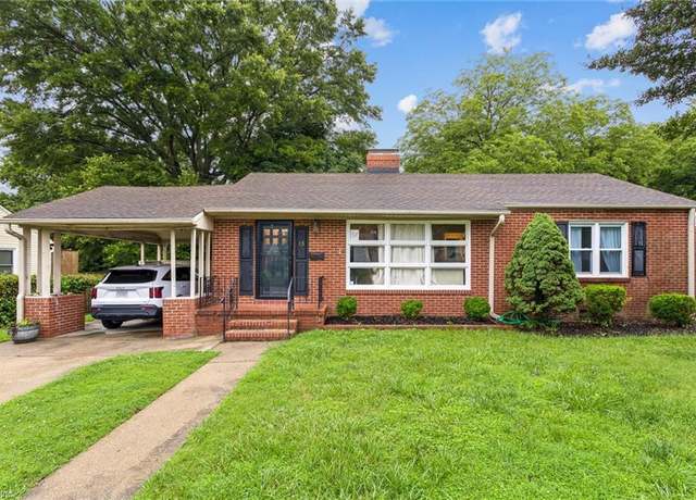 Property at 13 Rugby Rd, Newport News, VA 23606, 3 beds, 1.5 baths
