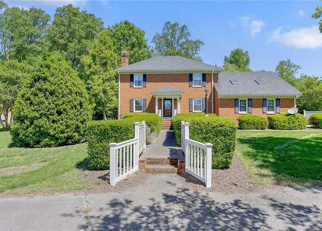 Property at 4540 Starcher Ct, Suffolk, VA 23434, 4 beds, 4.5 baths
