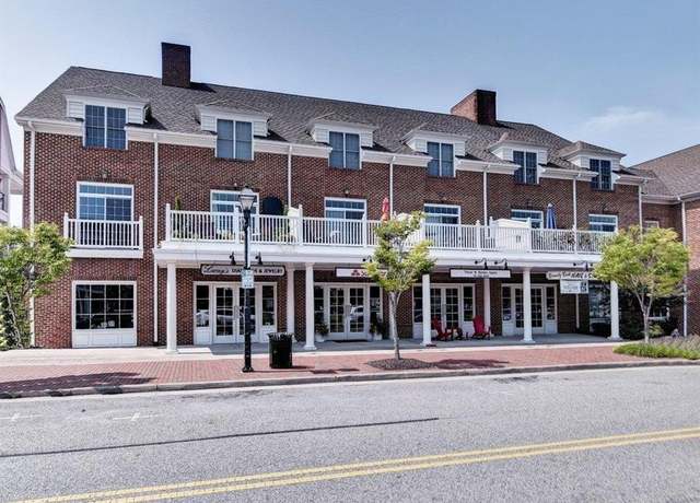 Property at 5121 Center St #201, Williamsburg, VA 23188, 3 beds, 3 baths