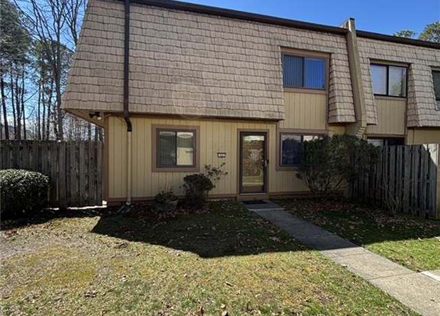 Property at 1662 Malibu Pl, Newport News, VA 23608, 3 beds, 2.5 baths