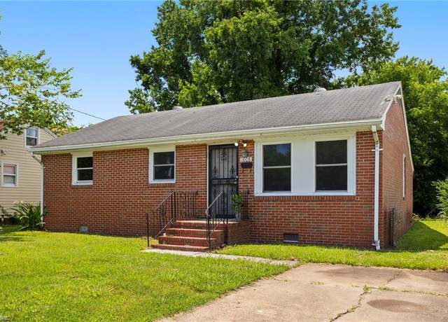 Property at 1808 Deep Creek Blvd, Portsmouth, VA 23704, 3 beds, 1 bath