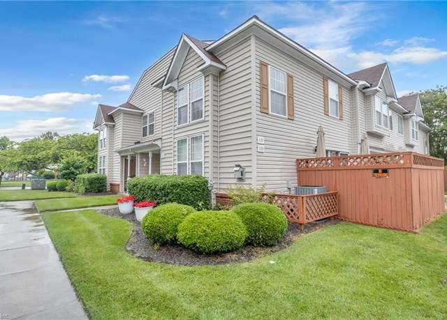 Property at 137 White Cedar Ln, Yorktown, VA 23693, 3 beds, 2.5 baths