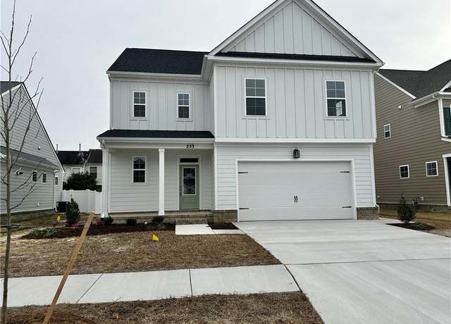 Property at 253 Mccormick Dr, Suffolk, VA 23434, 4 beds, 2.5 baths