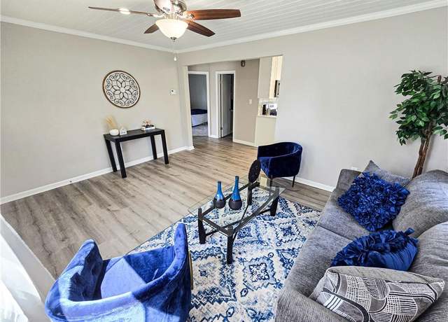 Property at 107 Bolling Rd, Portsmouth, VA 23701, 2 beds, 1 bath