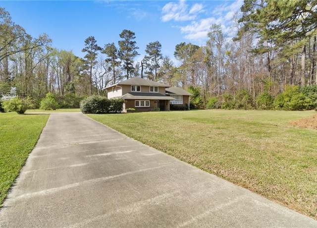 Property at 107 Harvey St, Elizabeth City, NC 27909, 3 beds, 2.5 baths