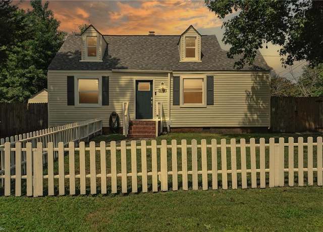 Property at 4300 Deep Creek Blvd, Portsmouth, VA 23702, 4 beds, 1 bath