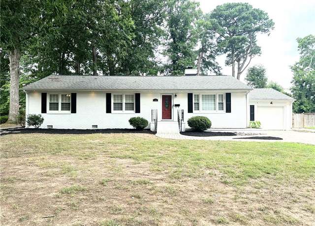 Property at 106 Booth Rd, Newport News, VA 23606, 3 beds, 2 baths