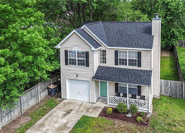 Property at 122 Colonial Ave, Williamsburg, VA 23185, 3 beds, 2.5 baths