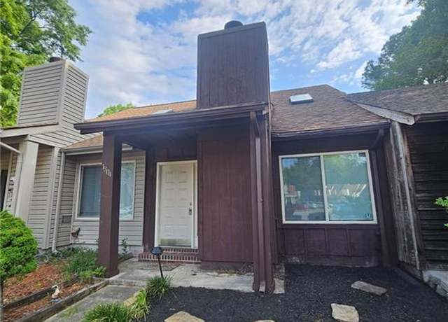 Property at 1304 Elk Ct, Virginia Beach, VA 23464, 2 beds, 3 baths