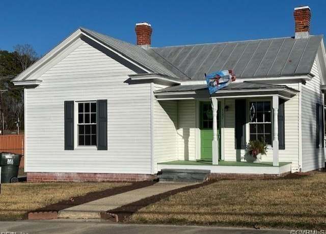 Property at 307 W Church St, Wakefield, VA 23888, 2 beds, 1 bath