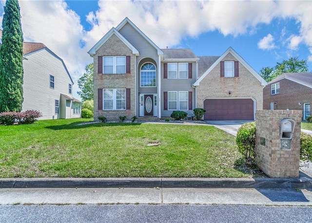 Property at 117 Lakes Edge Dr, Suffolk, VA 23434, 5 beds, 2.5 baths